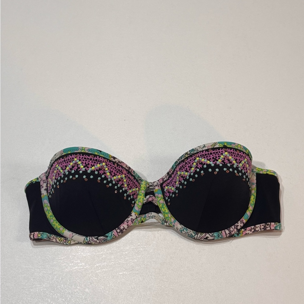 Victoria's Secret Black and Floral Bikini Top - 34B
